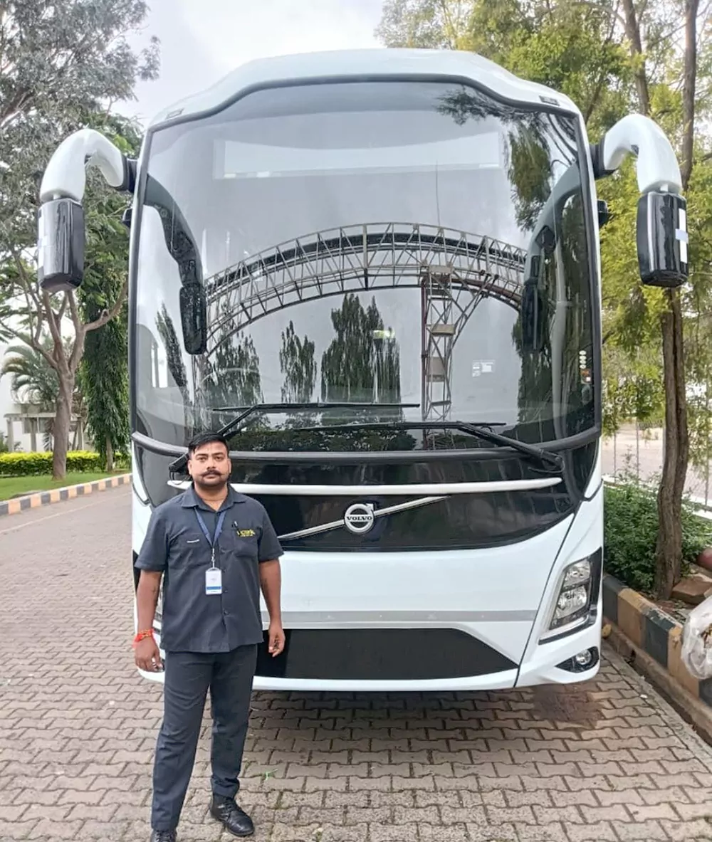 Hire Volvo on Rent