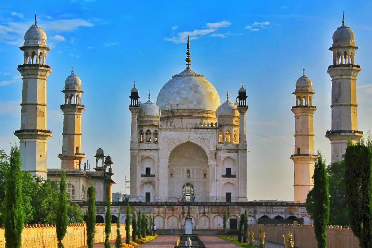 Bibi Ka Maqbara Tour