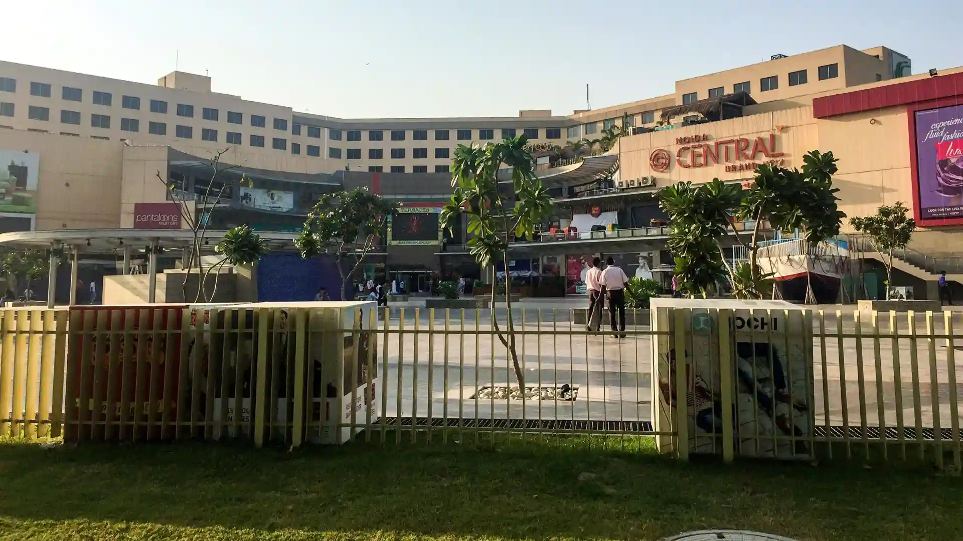Gardens Galleria