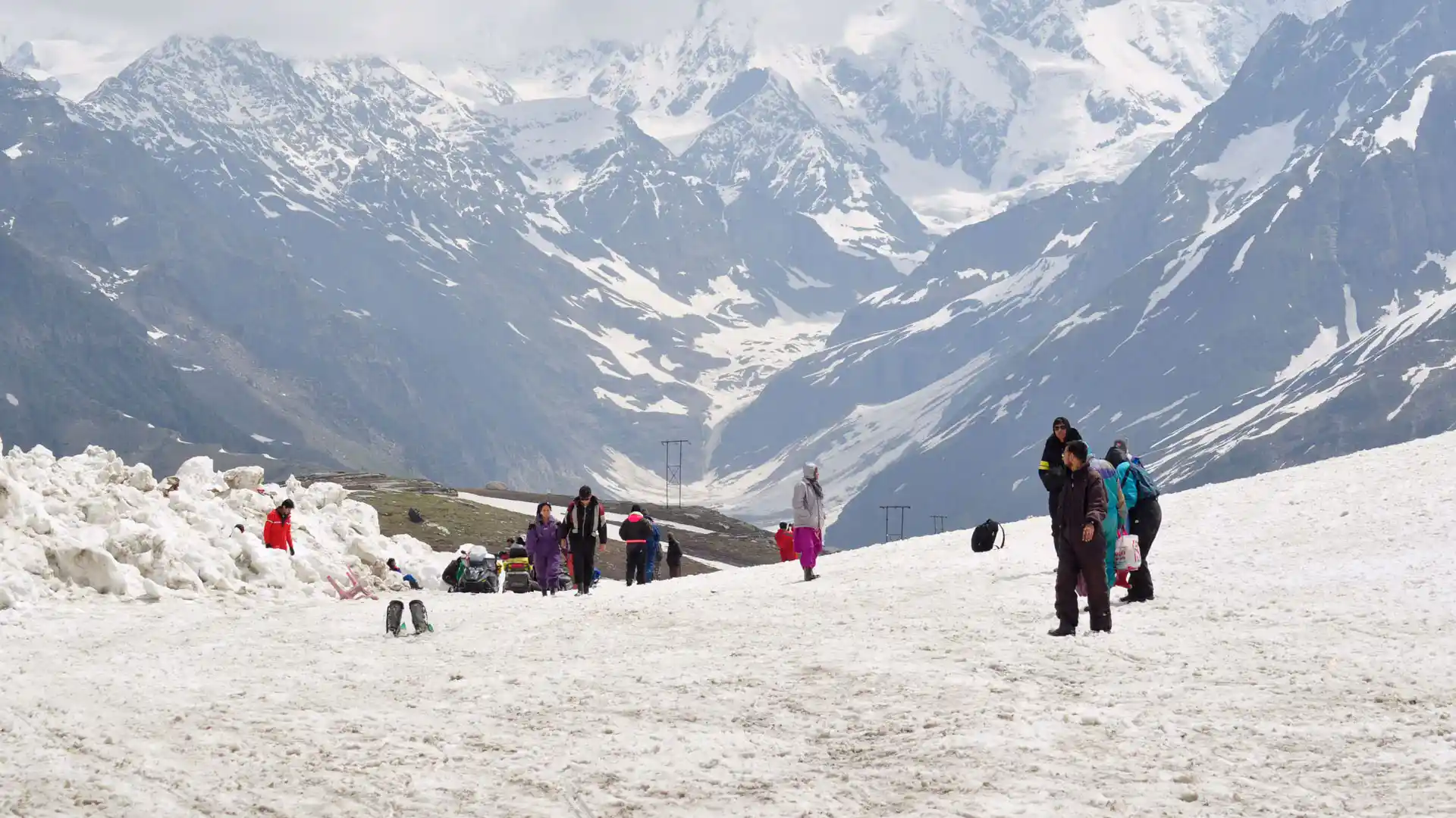 Manali Tour Hire
